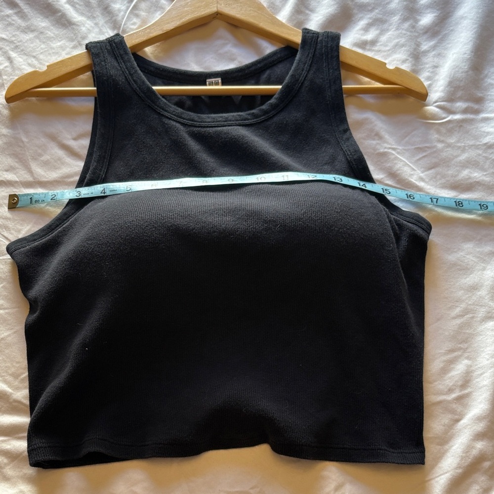 Uniqlo Ribbed Cropped Tank Top XL Built In Bra Black Brami Spring & Summer - Picture 8 of 11